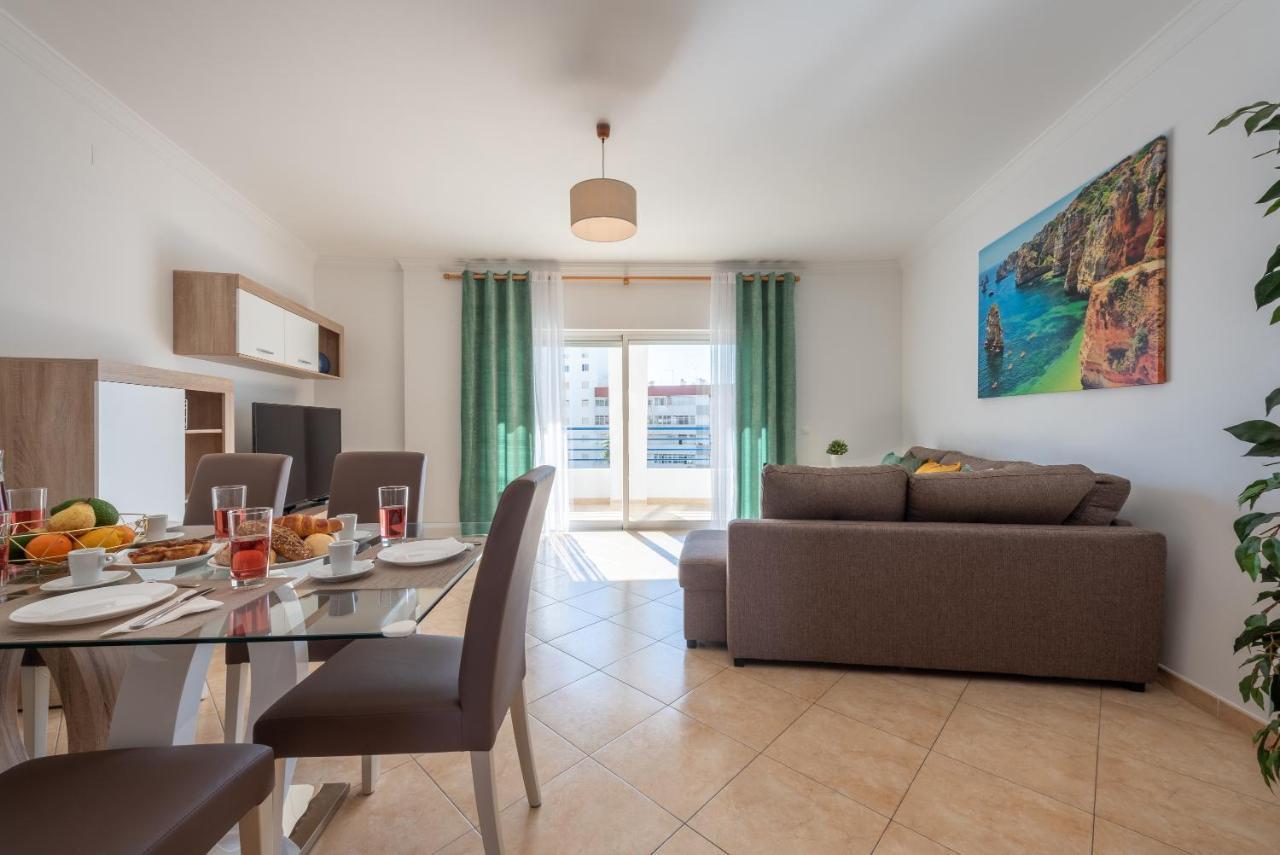 Apartamento Monarquia - T3 Quarteira Kültér fotó