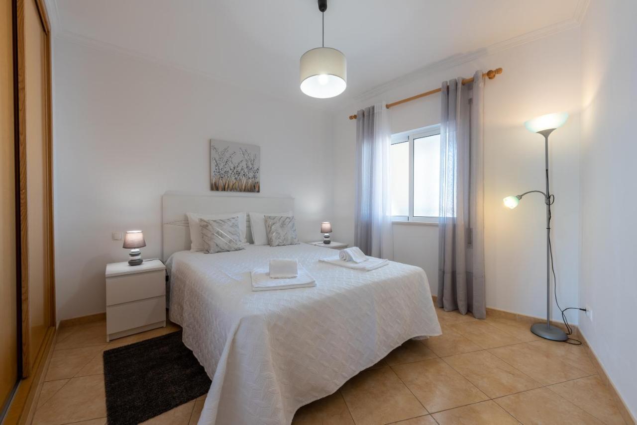 Apartamento Monarquia - T3 Quarteira Kültér fotó